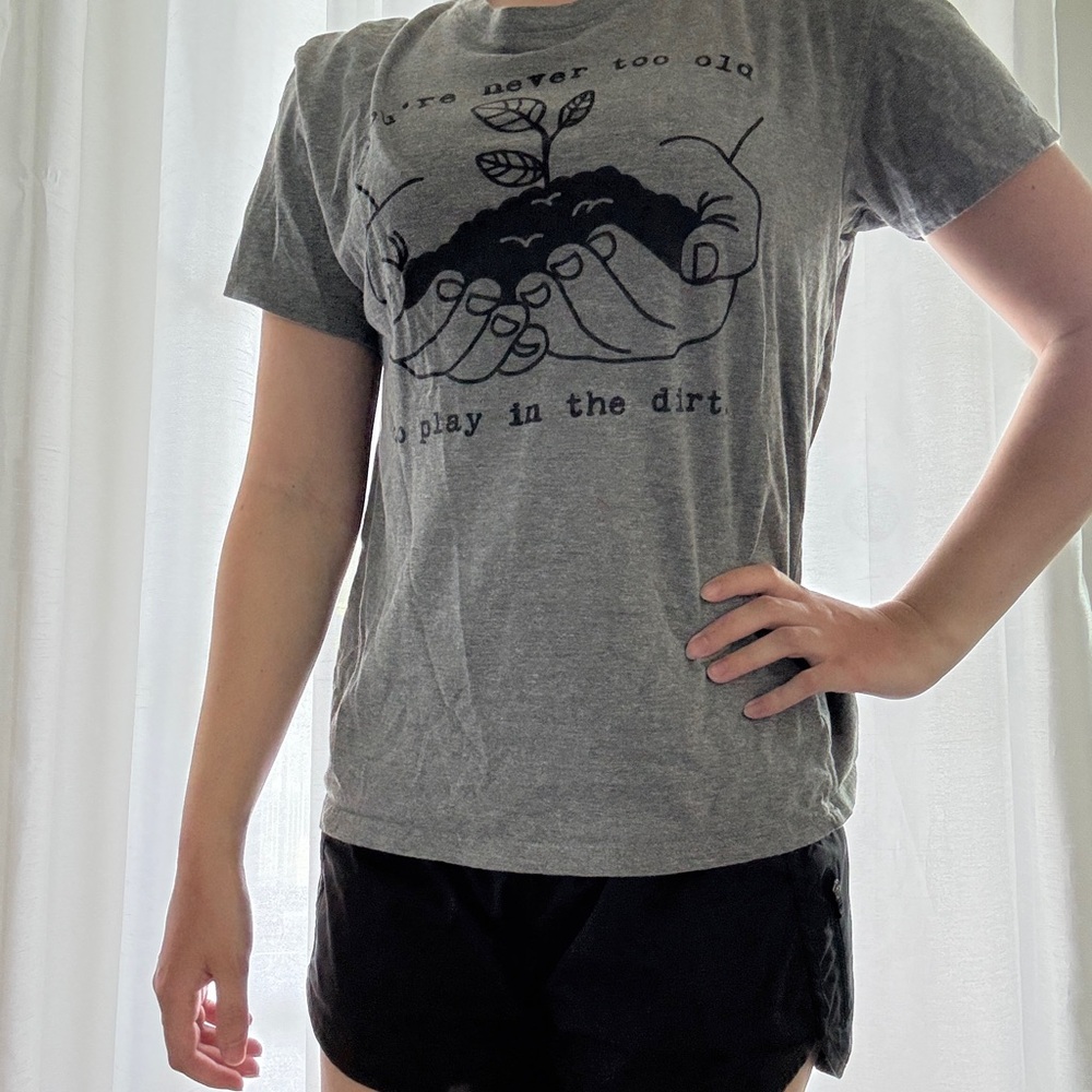 Crazy Dog T-Shirts Gray Short Sleeve Tee